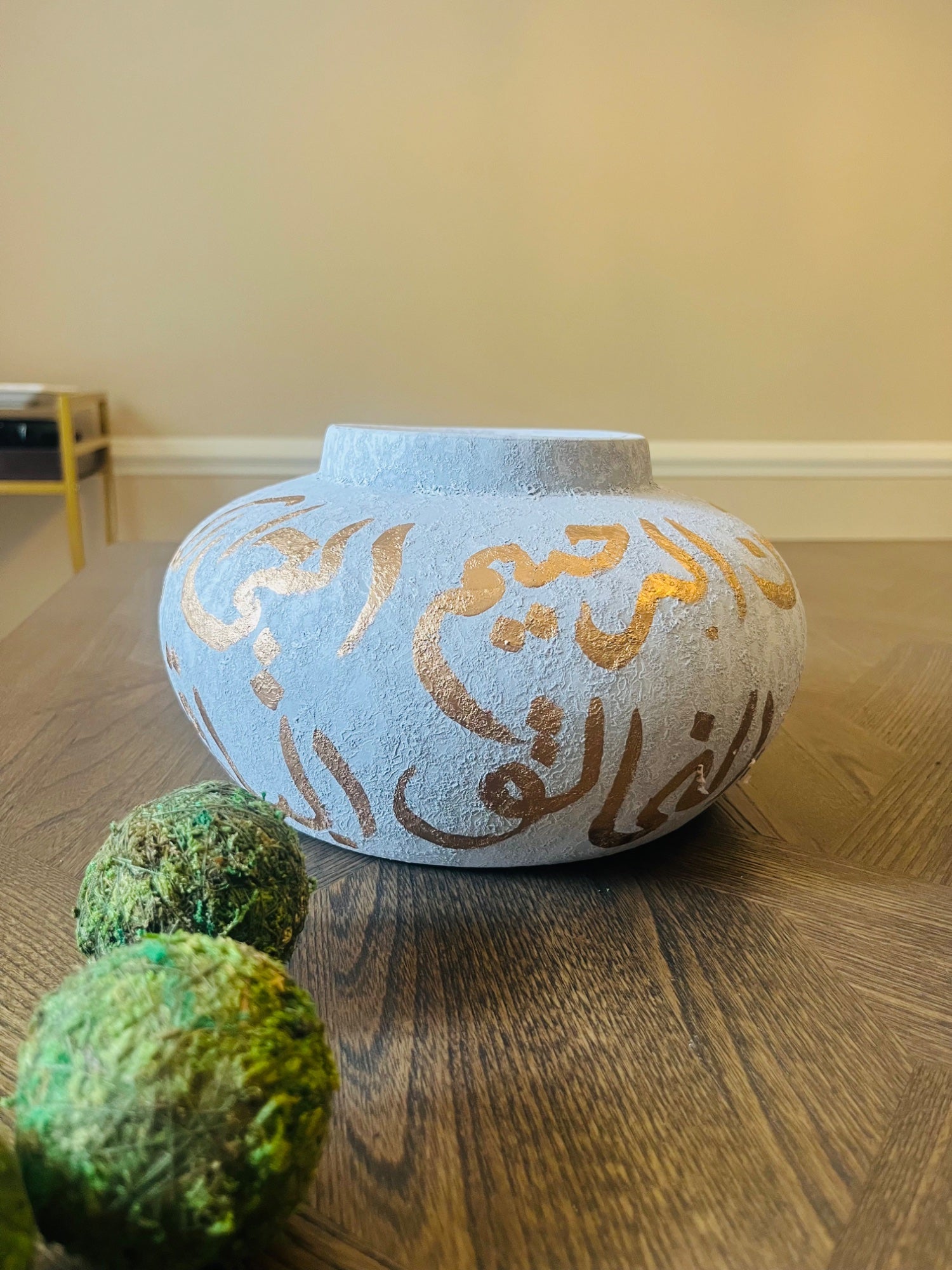 Vase #16